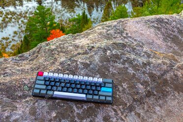 コンパクトなメカニカルキーボードのレビュー写真